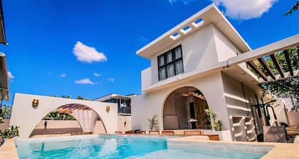 Unique Villa in Downtown Mayaguez