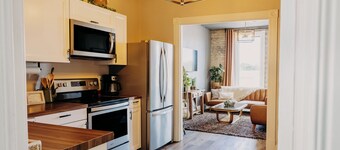 3-bedroom apartment downtown Madison