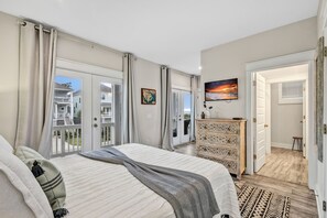 4 habitaciones, escritorio, tabla de planchar con plancha y wifi gratis 