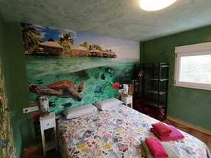 3 bedrooms, WiFi, bed sheets