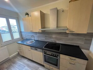 Interior - Charming 4-person Apartment in Hoyerswerda City Center (Hoyerswerda)