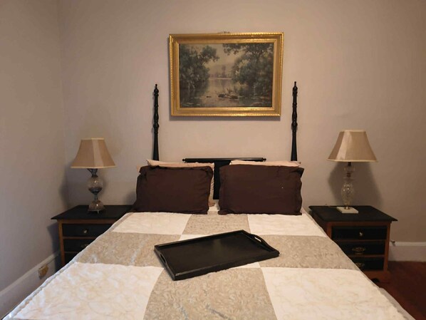 1 chambre, fer et planche à repasser, Wi-Fi, draps fournis