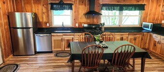 Newly Renovated- Rustic Cabin with Modern Amenities in Penfield -Near Elk County