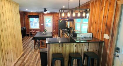 Newly Renovated- Rustic Cabin with Modern Amenities in Penfield -Near Elk County