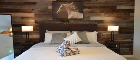 3 soverom, strykejern/-brett, wi-fi og sengetøy