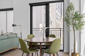 Room - Locale The Gulch Nashville (Nashville)