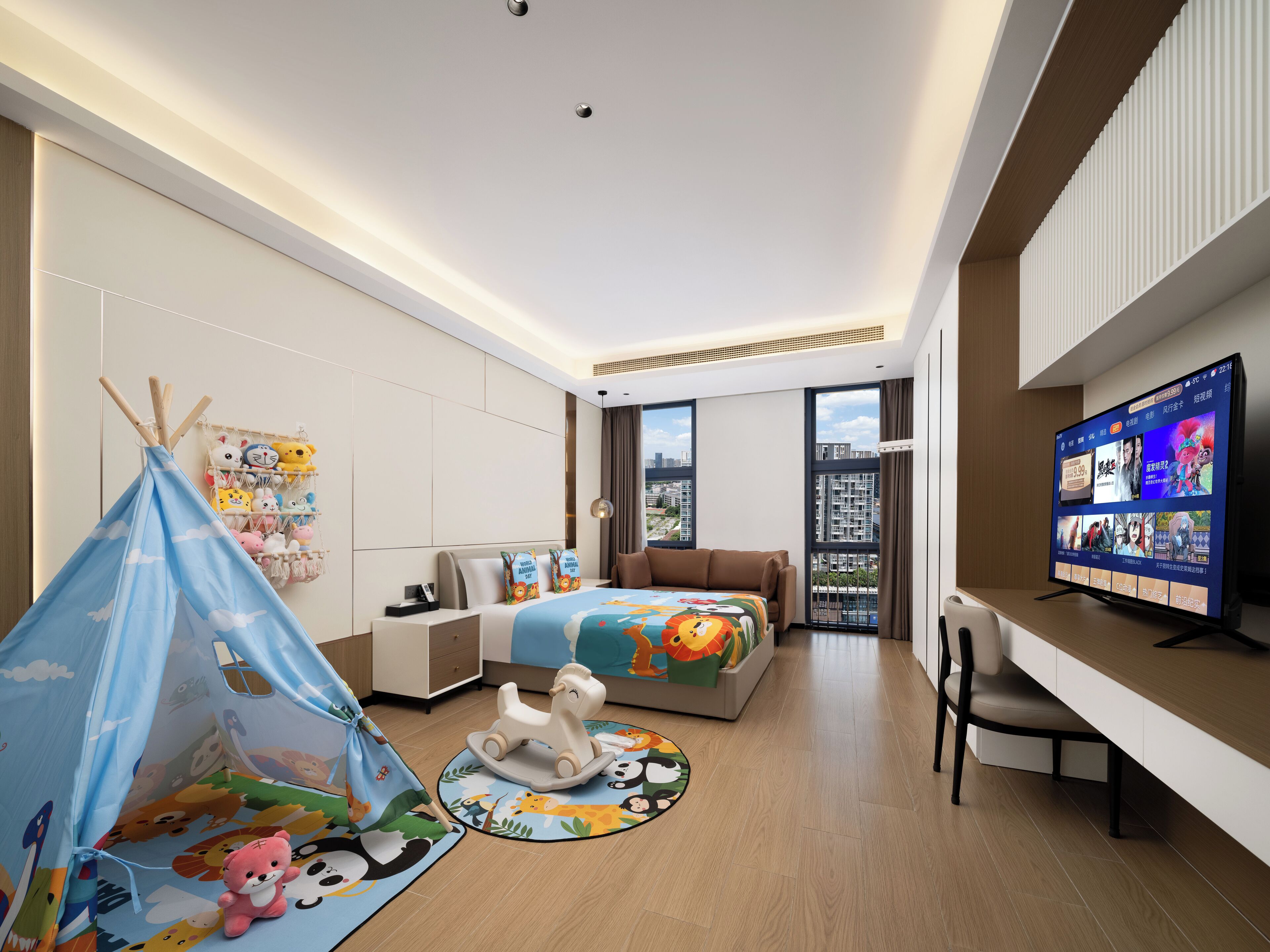 Family Double Room, City View