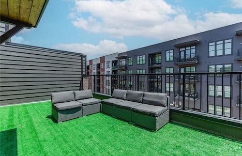 Charming 4-bedroom townhome in Sugar Hill/Buford