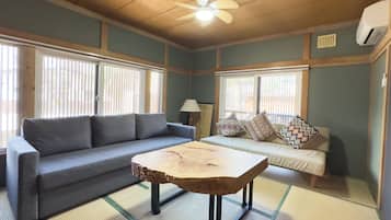 Apartment, 3 Bedrooms, Non Smoking | Free WiFi