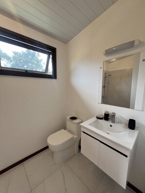 Bathroom - Hava'i Lodge (Raiatea)