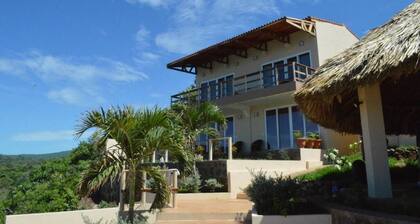 Hotel y Restaurante Leones Marinos