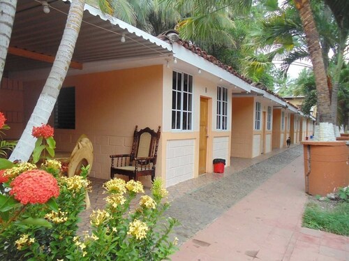 Hotel y Restaurante Leones Marinos 