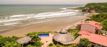 Hotel y Restaurante Leones Marinos 