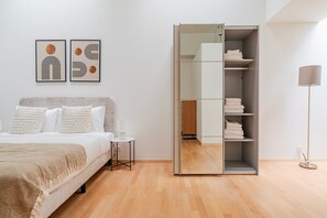 2 bedrooms, iron/ironing board, WiFi, bed sheets - Blueground | Hirslanden, balcony, nr Zürich Lake (Zurich)