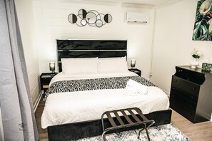 1 室のベッドルーム、アイロン / アイロン台、旅行用ベビーベッド、WiFi (無料)