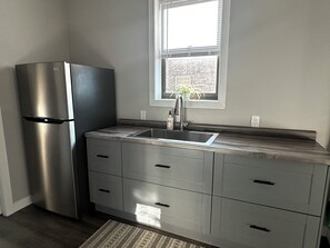 Superior Apartment, City View | Private kitchen