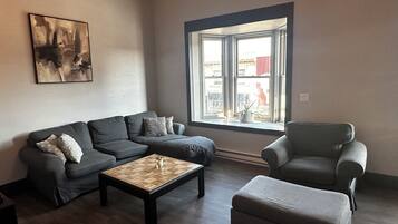 Premium Apartment, City View | Living area