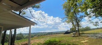 PossumLOVE House in the Country charm peace& tranquility