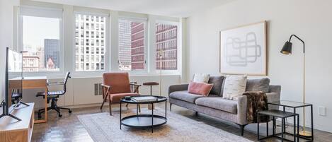 Fernseher, Stereoanlage