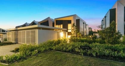 Luxury Town House Peregian Springs Sunshine Coast