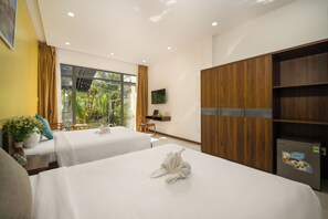 Desk, free WiFi - Lancelynk Retreat Hoian (Hoian)