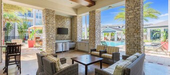 Chic 1-Bedroom Apartment in Lake Nona