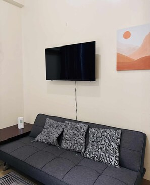 Zimmer, 1 Schlafzimmer, Poolblick | Wohnzimmer