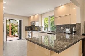 3 habitaciones y acceso a internet