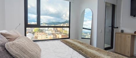 1 quarto, ferros/tábuas de passar roupa, acesso à internet