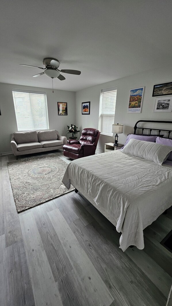 1 bedroom, iron/ironing board, WiFi, bed sheets