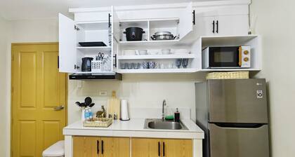 Charming 2-bedroom apartment in delightful Dumaguete City with AC