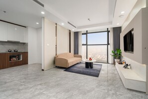 特色開放式套房, 3 間臥室 | 起居區