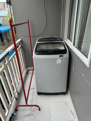 Appartement, balcon, vue ville