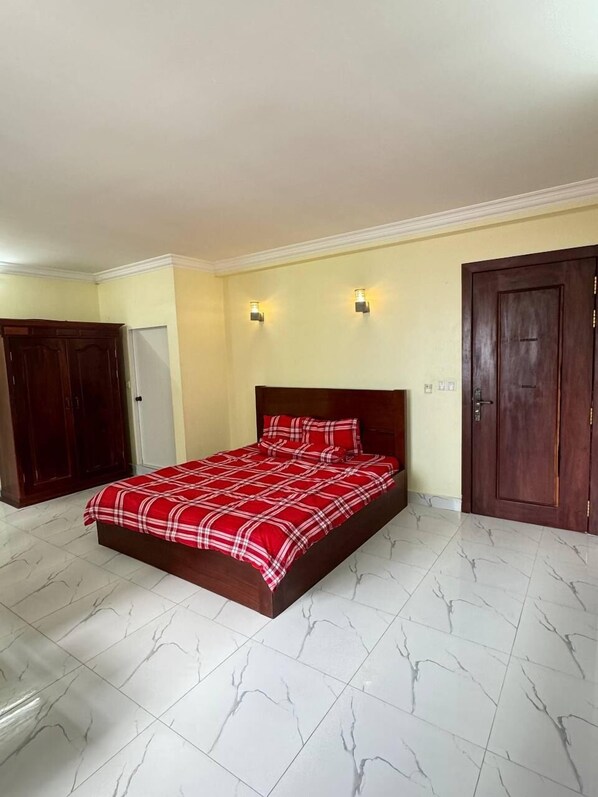 Departamento básico, balcón, vista a la ciudad | Wifi gratis