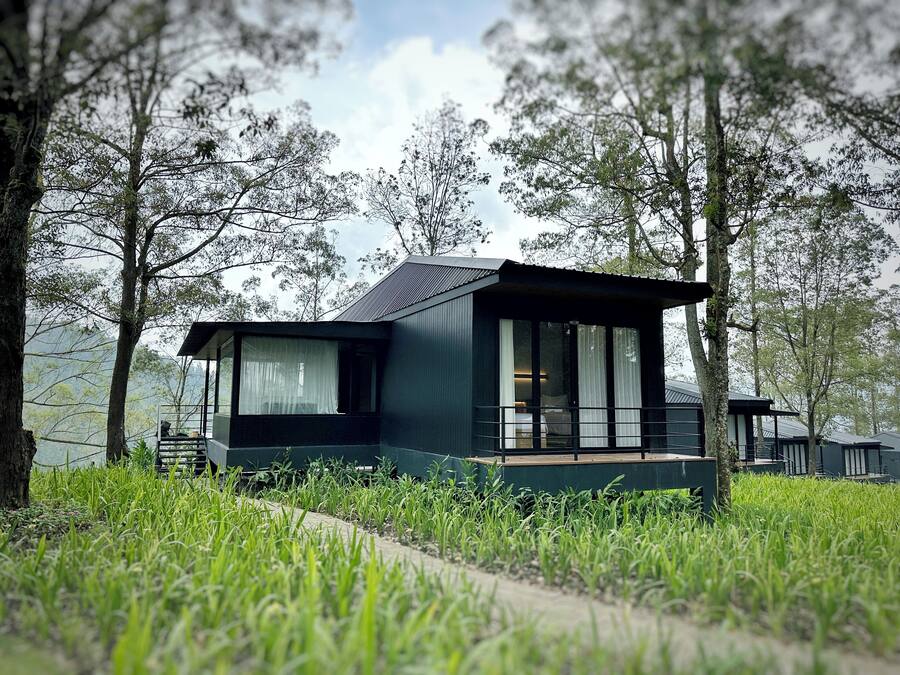 Caja de seguridad en la habitación y sistema de insonorización