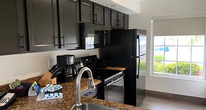 Charming 1-bedroom resort in awesome Branson with fitness room,