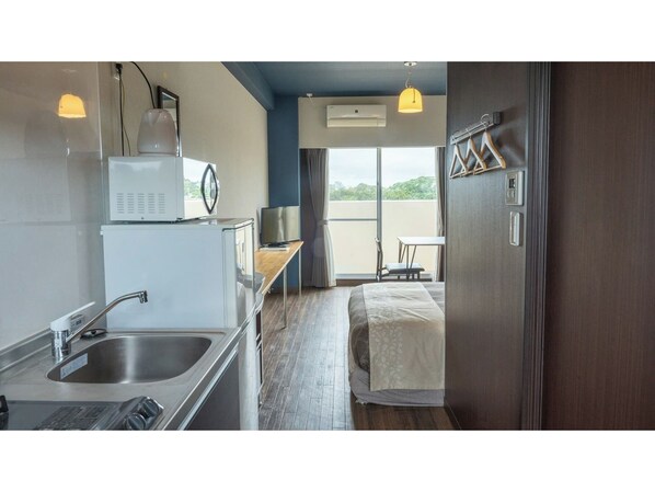 1 bedroom, desk, free WiFi, bed sheets