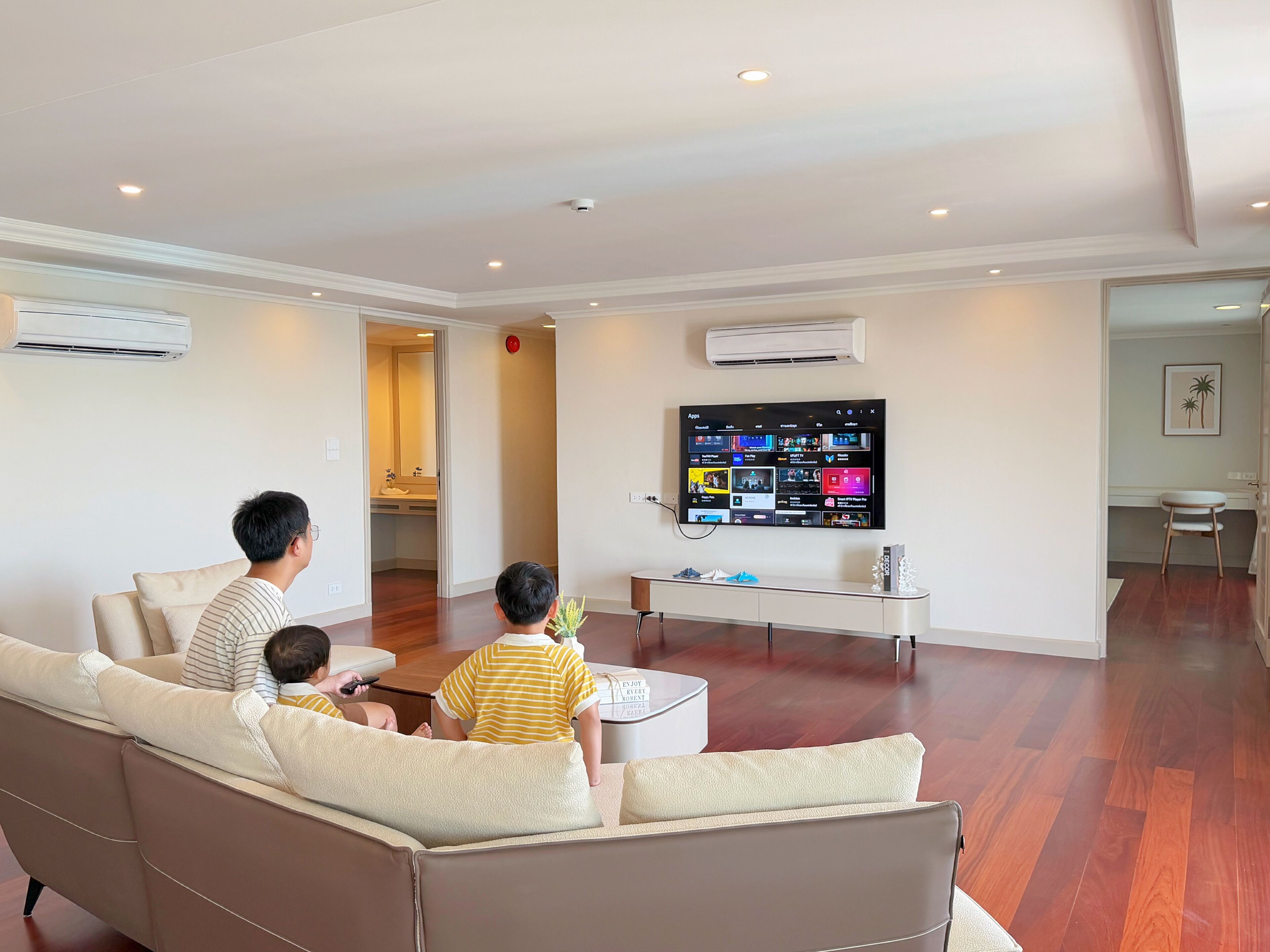 4 Bedroom Seaview Grand Room | Living area