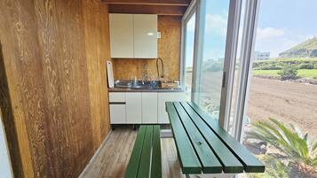 17 ping Sea View Detached House