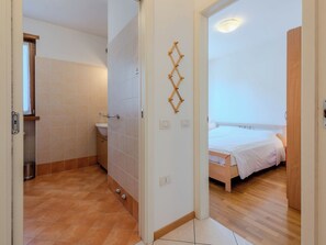Room - Apartment Cinzia by Interhome (Riva del Garda)