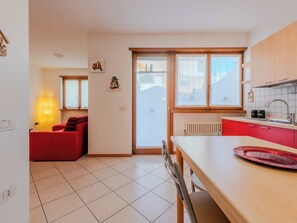 Dining - Apartment Cinzia by Interhome (Riva del Garda)