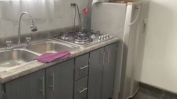 Microones i placa de cuina