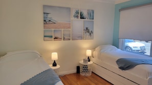 2 bedrooms, iron/ironing board, Internet, bed sheets