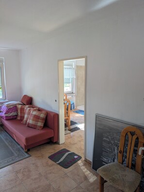 Room, 1 Bedroom, Smoking, Terrace | Living room