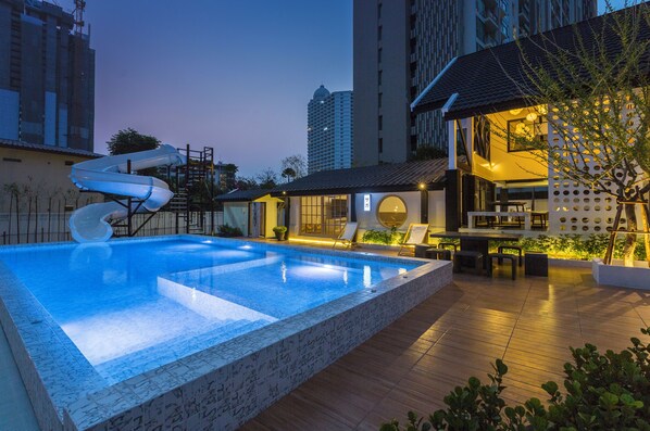 Piscina