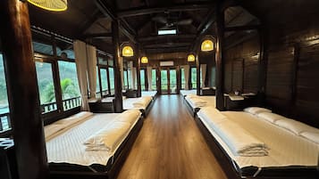 Family House, Balcony, Mountain View | Premium bedding, minibar, desk, free WiFi