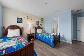 9 bedrooms, iron/ironing board, free WiFi, bed sheets
