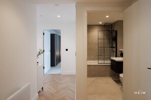 Unclassified image, 2 of 38, button