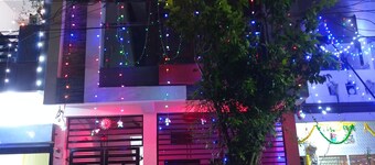 Family friendly Peaceful place away from market loud.