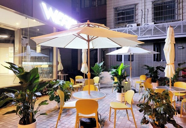 Exterior - WeFlow Youth Hostel - Shanghai People's Square Jing'an Joy City (Shanghai)